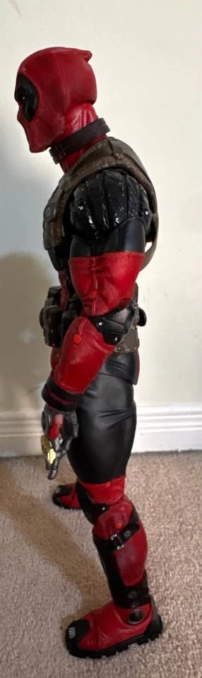 NECA 1/4 Marvel Deadpool Action Figure - photo 4