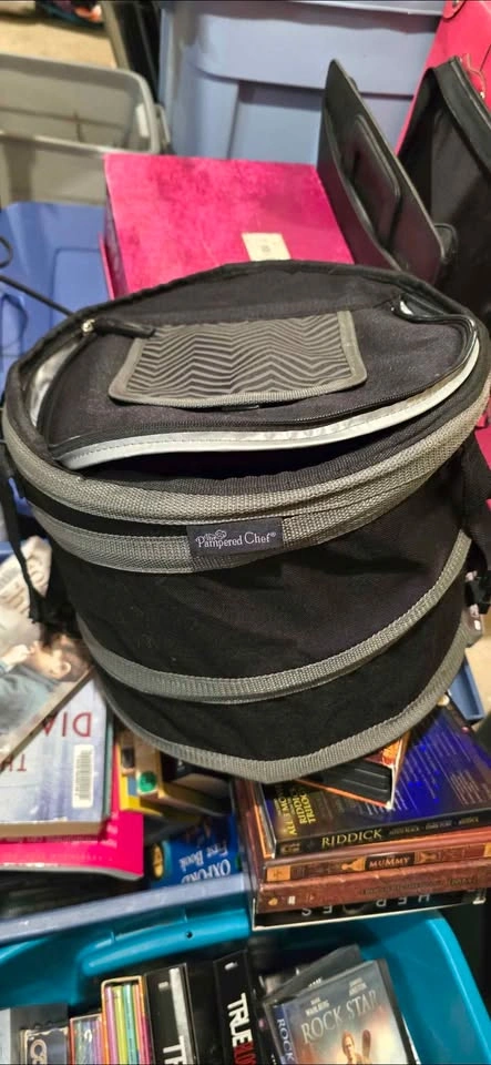 Pampered Chef Insulated Cooler Bag - photo 2