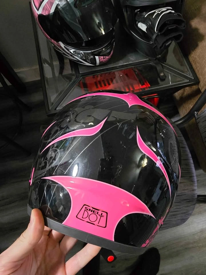 Fox Racing V1 Youth Dirt Bike Helmet - Pink & Black (Size Small) - photo 5