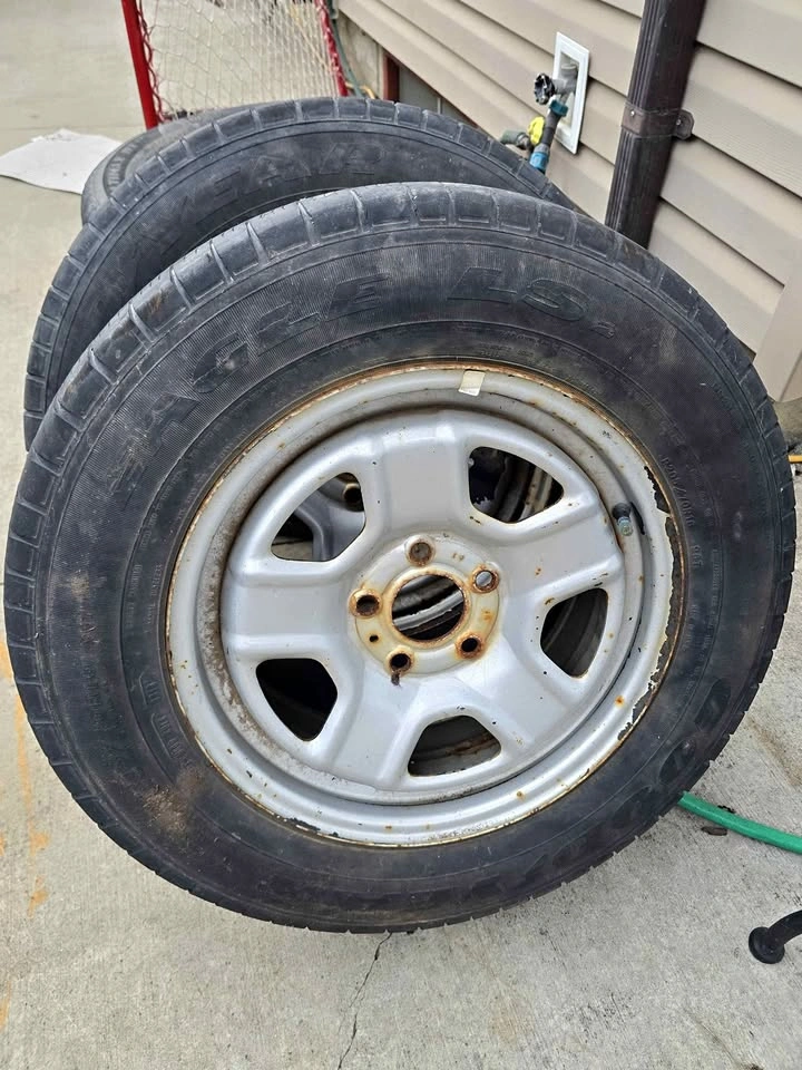 (2) Goodyear Eagle LS P205/70R16 Wheels and Tires