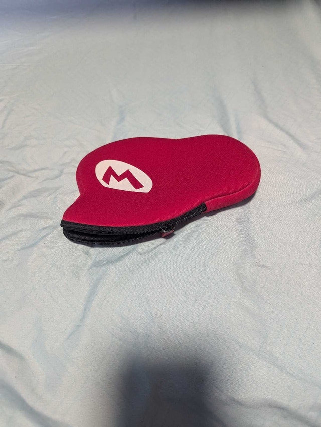 Mario Hat 3DS case (Club Nintendo)