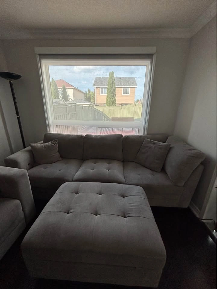 Grey Tufted Fabric Sofa Set with Ottoman - photo 2