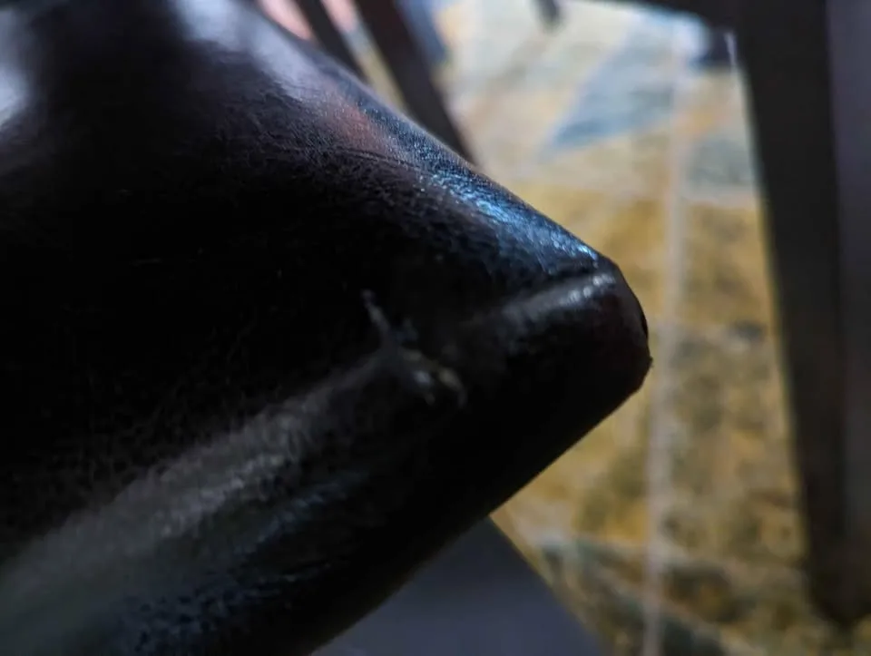 Dining Table image indicator(5)