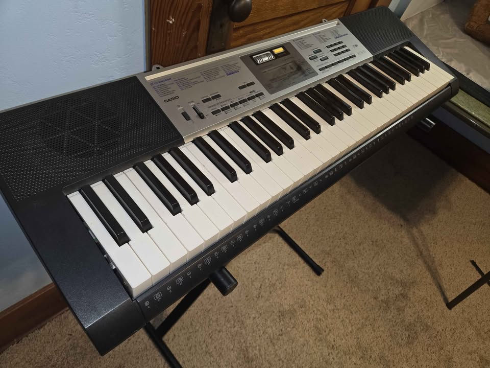 Casio LK-175 Key Lighting Keyboard – Brand New - photo 5