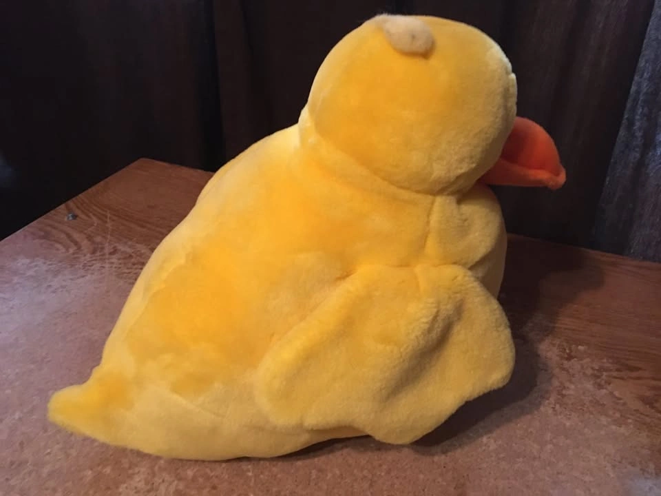 QUACKING TALKING EASTER DUCK PLUSH PLAYS HERE COMES PETER COTTON - photo 3