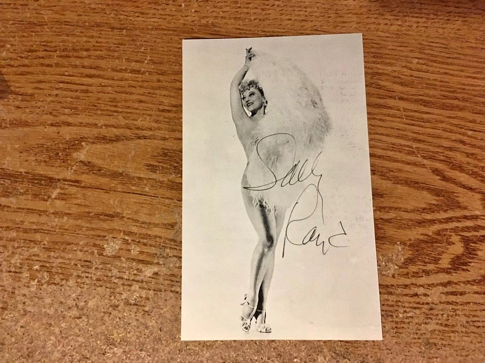 AUTOGRAPHED PHOTO BURLESQUE IN PERSON FAN DANCER SALLY RAND 1978