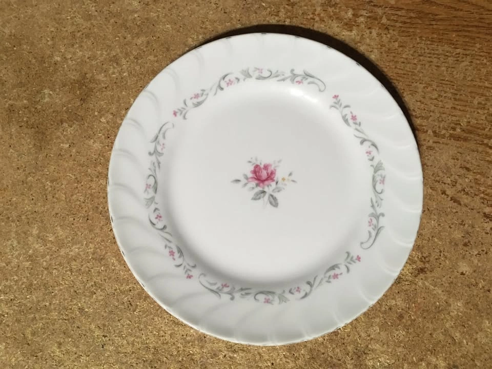 SET OF 8 FLORAL PATTERN PLATES KELTCRAFT 9178 LILING ROYAL SWIRL - photo 5