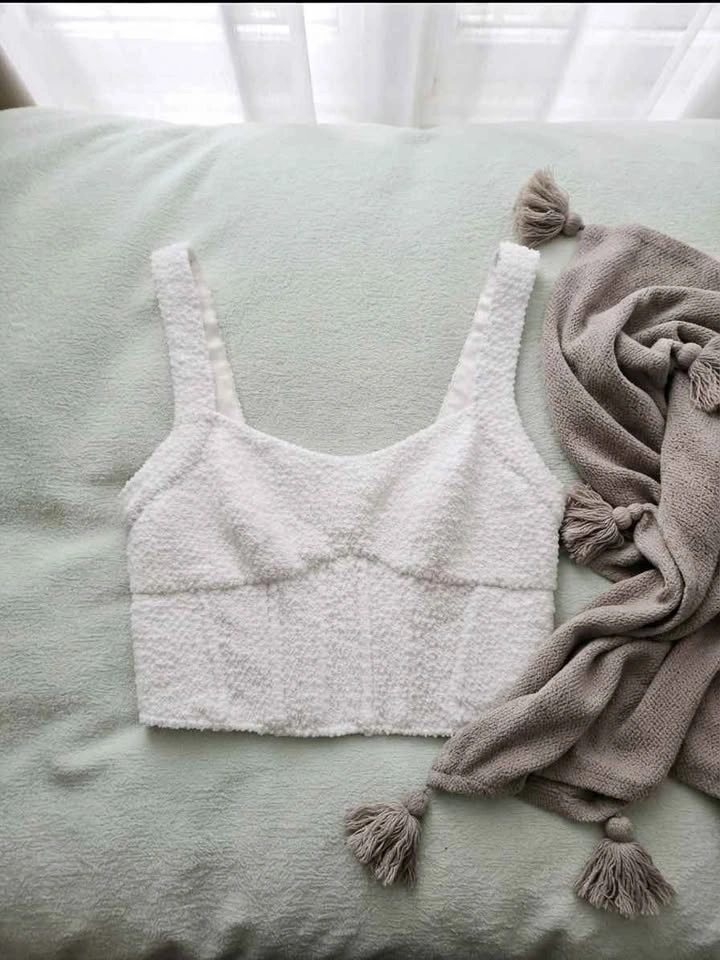 H&M Crop Top – Women’s Size Small (S)