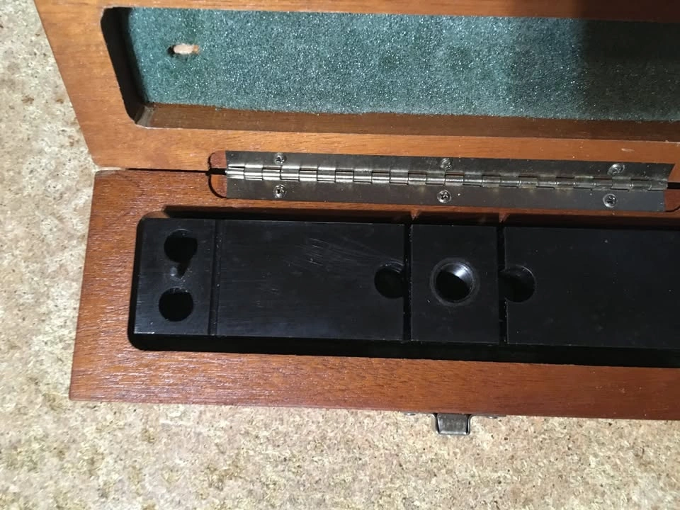 INSTRON SPECIMEN ALIGNMENT FIXTURE UNIVERSAL PRECISION SAMPLE CE - photo 5