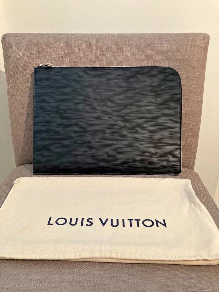 Excellent Condition Unisex LV Pouchette Jour GM