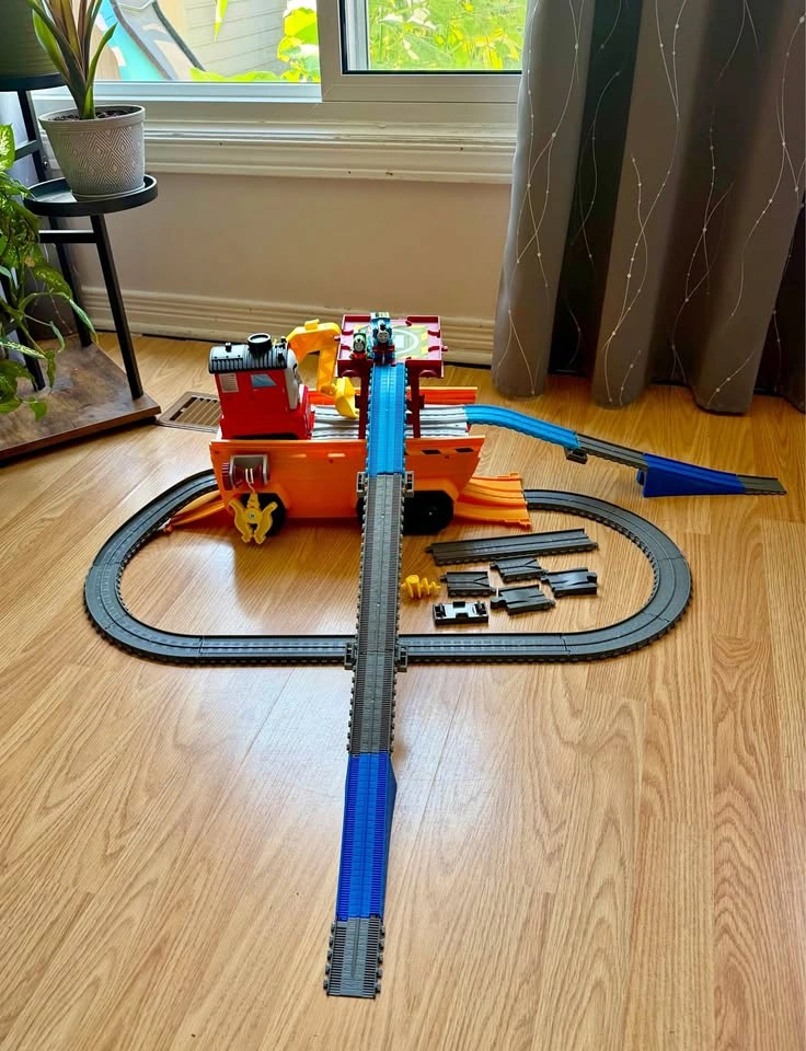 Thomas and friends Super Cruiser