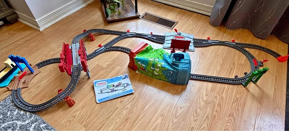 Talking Thomas and Percy train set