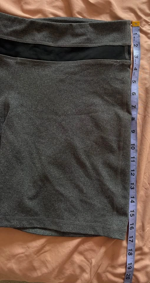 Women’s One Tooth shorts XL, never worn - photo 2