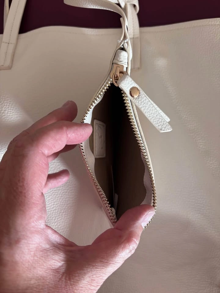 Ivory purse - photo 2