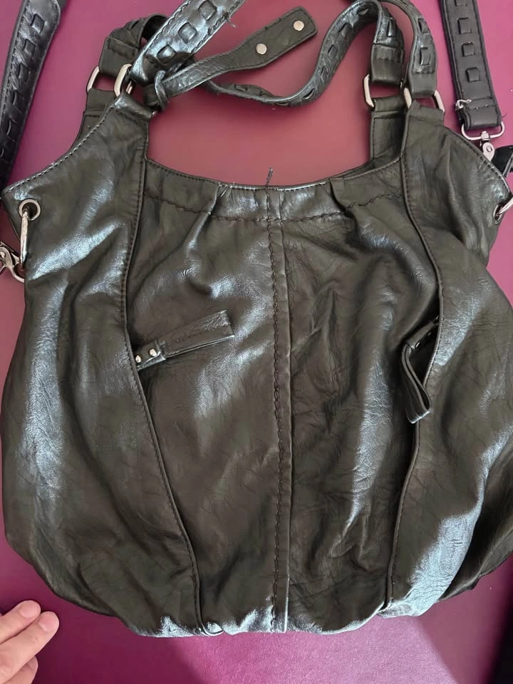 Black crossbody purse - photo 2