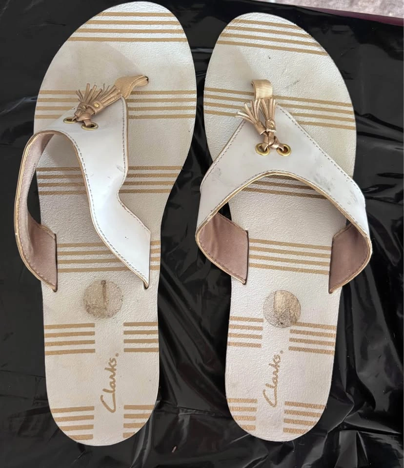 Ivory coloured thong sandals