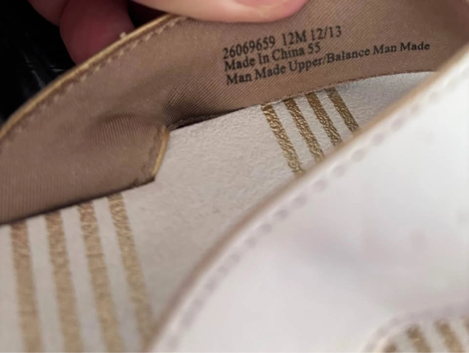 Ivory coloured thong sandals - photo 2