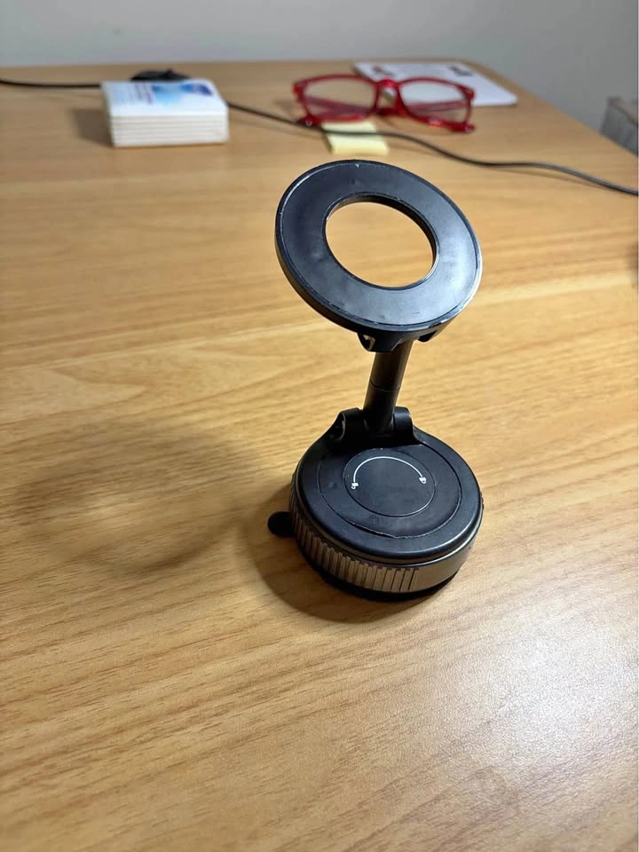 iPhone MagSafe Mount