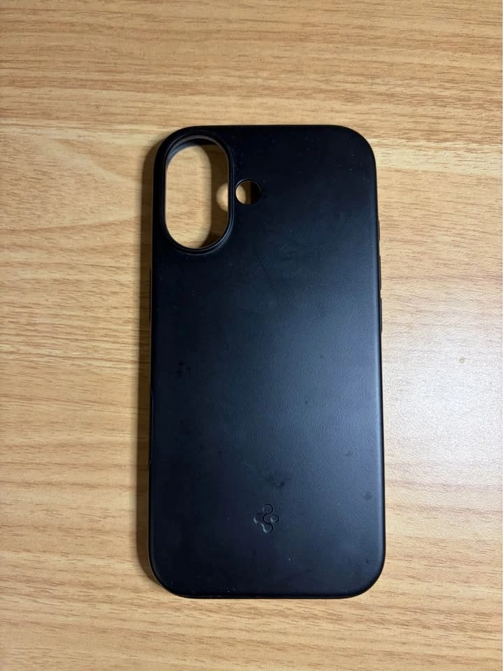 Spigen Thin Fit MagFit Case for iPhone 17 - photo 2