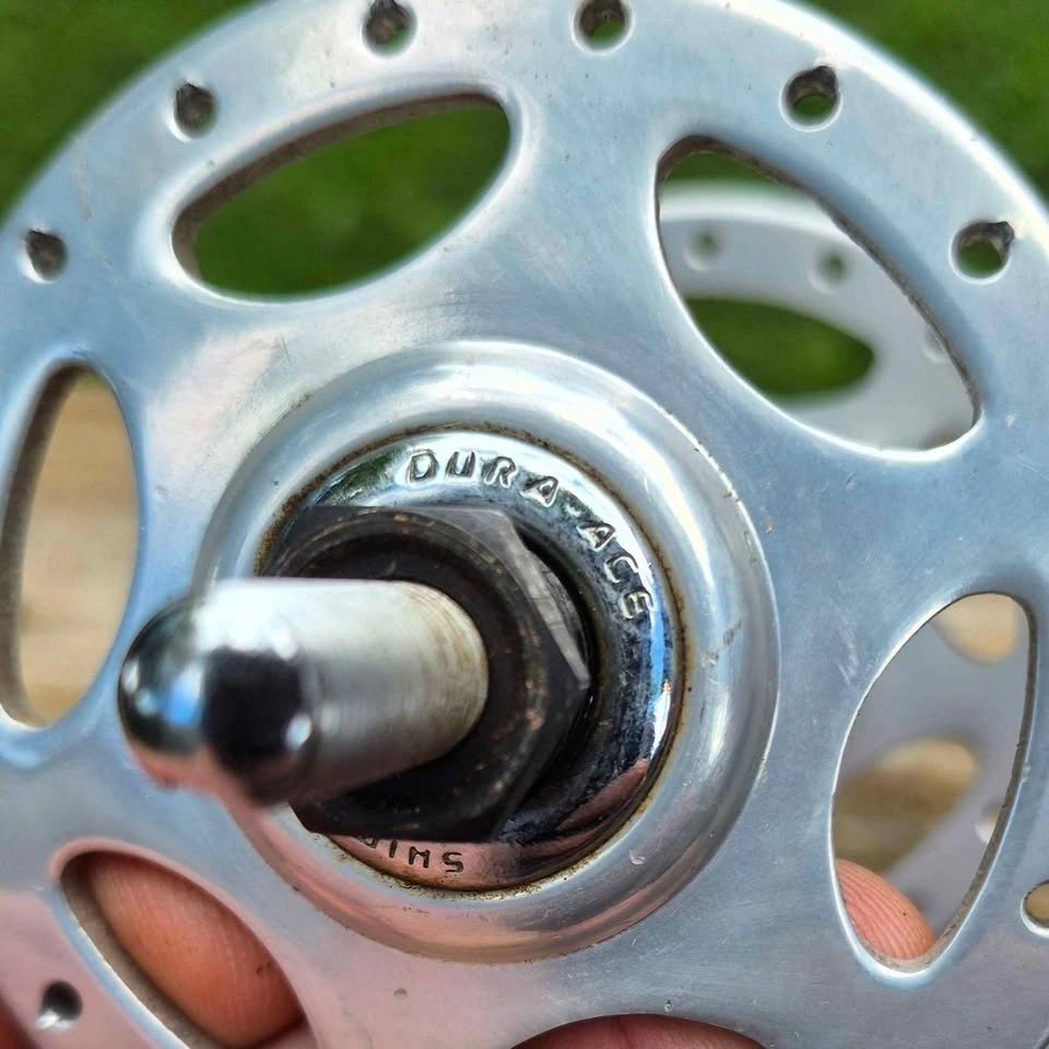 Vintage 1975 Shimano Dura-Ace High Flange Front Hub – 36H - photo 2