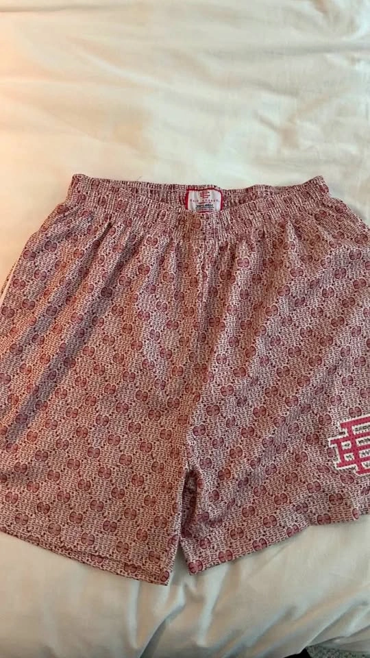 EE shorts