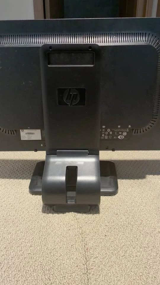 hp monitor - photo 2