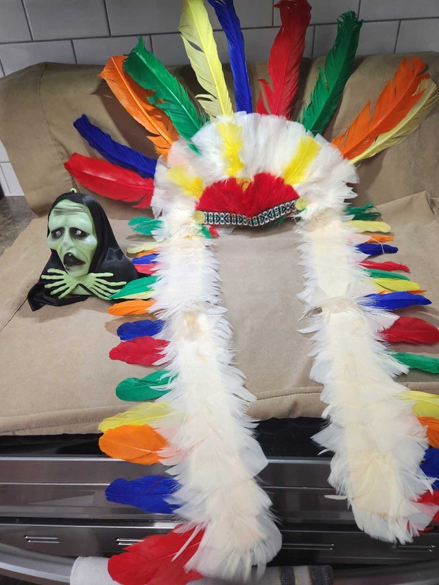 Halloween Decor & Costume Bundle - photo 3
