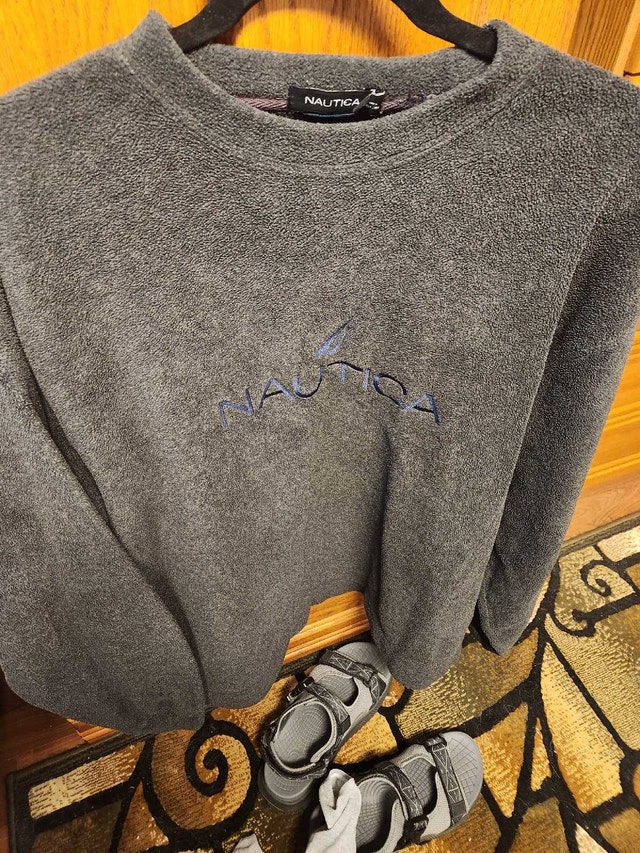 Nautica Fleece Sweatshirt – Size XL - photo 3
