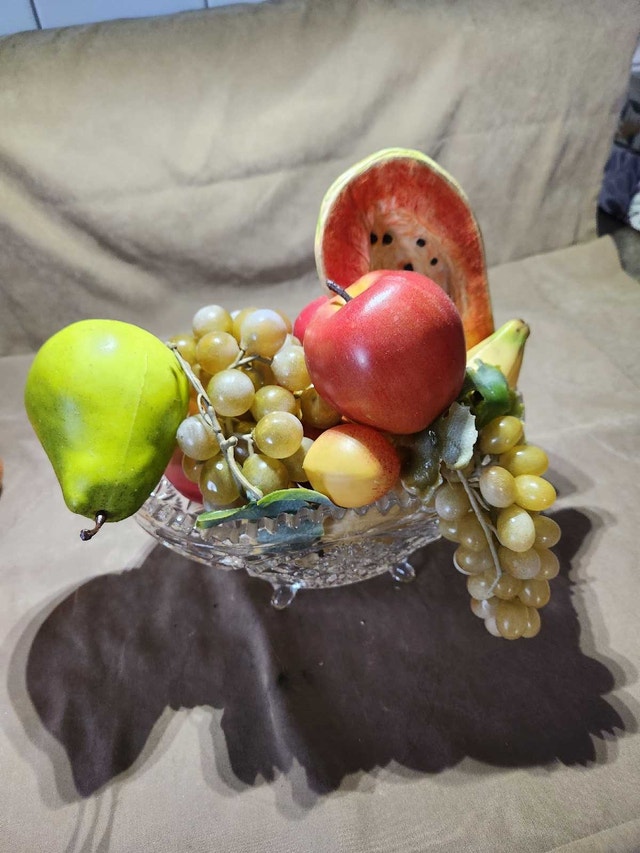 Vintage Elegant Glass Centerpiece – Includes Decorative Fruit - photo 4