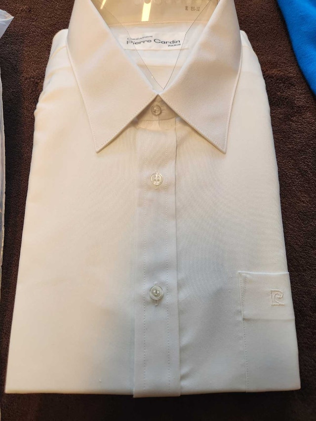 Set of 2 Vintage Pierre Cardin Dress Shirts – New in Package - photo 4