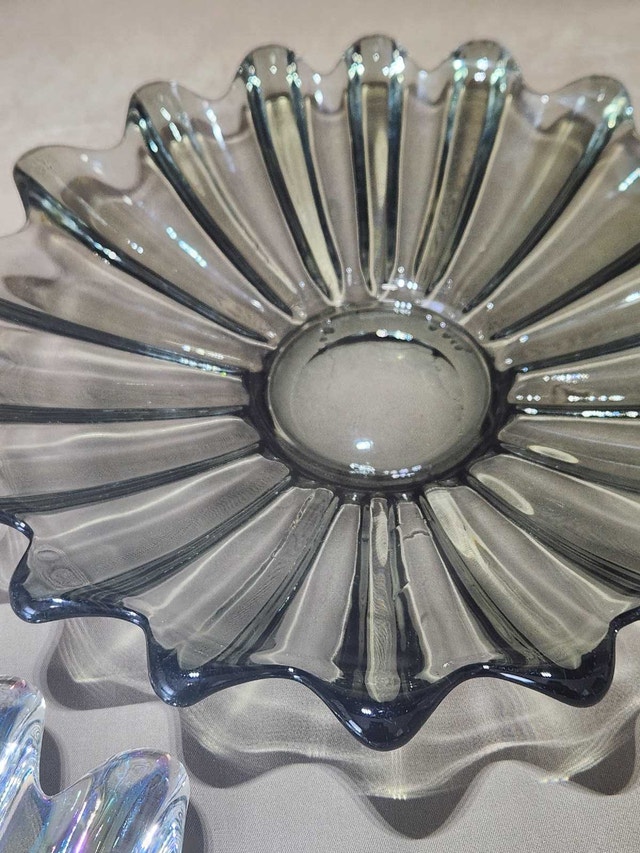Decorative Glass Platters & Art Glass Dish - photo 3