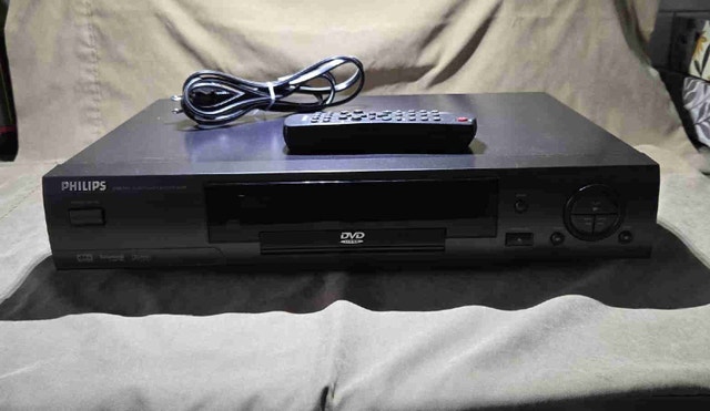 Philips DVD701 DVD Player | Tested & Working | Remote Included