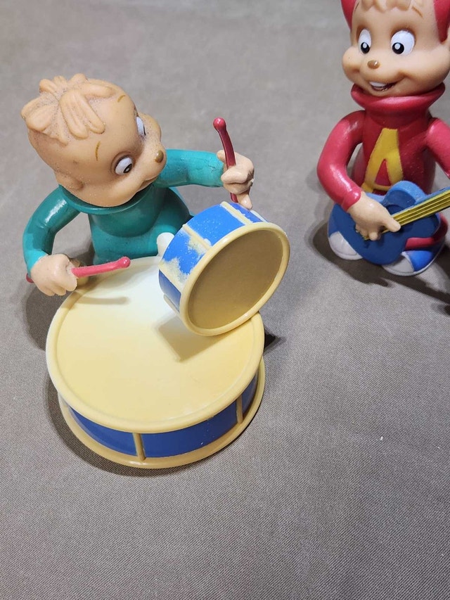 1991 KFC Alvin and the Chipmunks Rock Band PVC Figure Set - photo 2