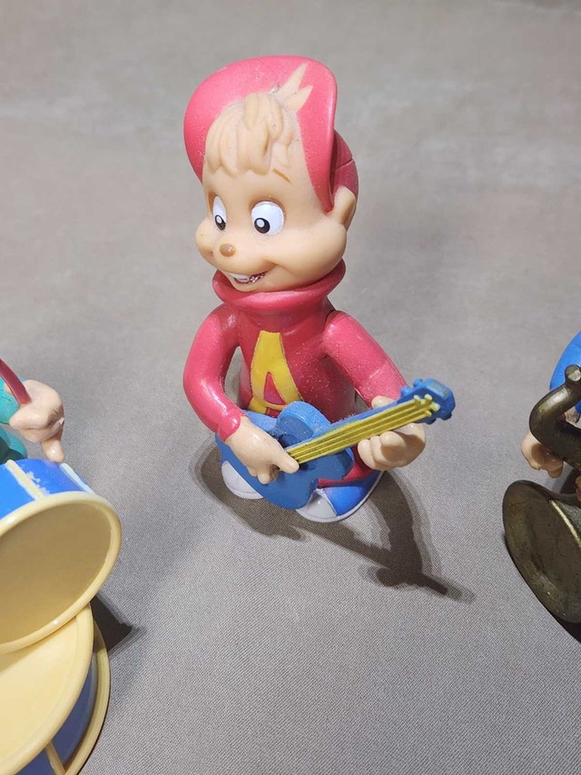 1991 KFC Alvin and the Chipmunks Rock Band PVC Figure Set - photo 3