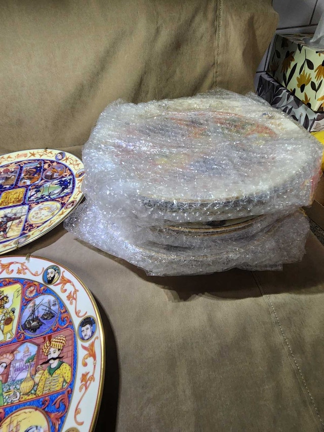 RARE 10-Plate Set: Royal Doulton, The Millennium Collection - photo 3