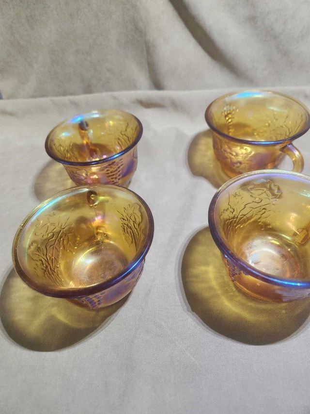 Set of 7 Vintage Marigold Carnival Glass Punch Cups - photo 2