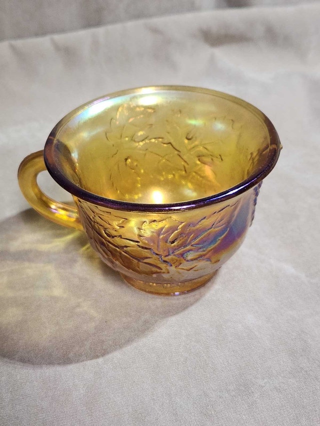 Set of 7 Vintage Marigold Carnival Glass Punch Cups - photo 3