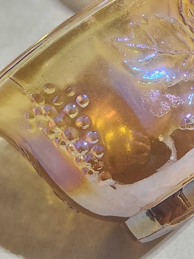 Set of 7 Vintage Marigold Carnival Glass Punch Cups - photo 5