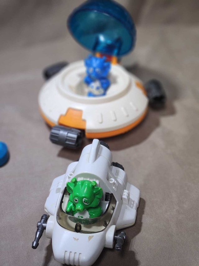 1980s Playmates Space Station Toy Set w/ Aliens - photo 2
