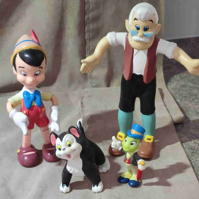 Rare 90s Disney Pinocchio Pax Mfg Co Bendable Figure Set of 4