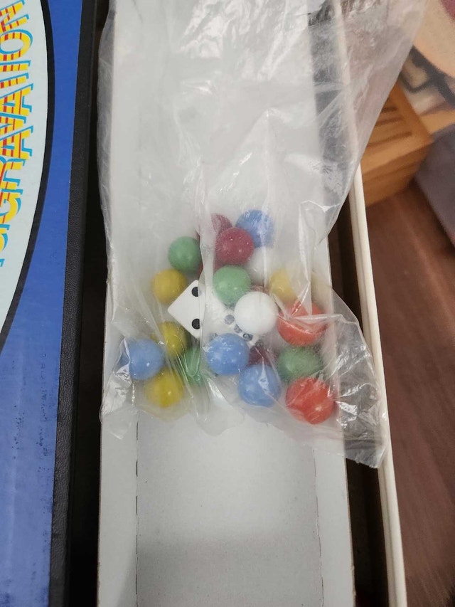 Vintage Aggravation Board Game – Classic Family Fun! - photo 3