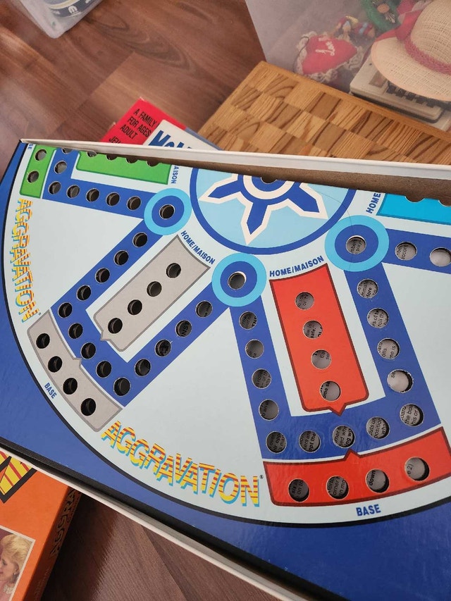 Vintage Aggravation Board Game – Classic Family Fun! - photo 4