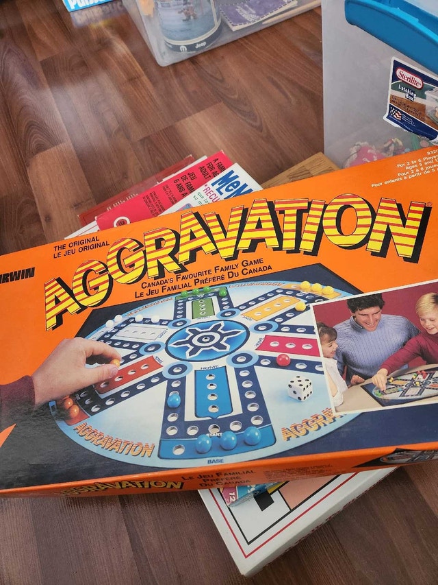 Vintage Aggravation Board Game – Classic Family Fun! - photo 5