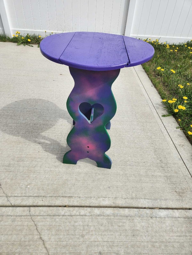 Vintage Drop-Leaf Heart Accent Table / Plant Stand