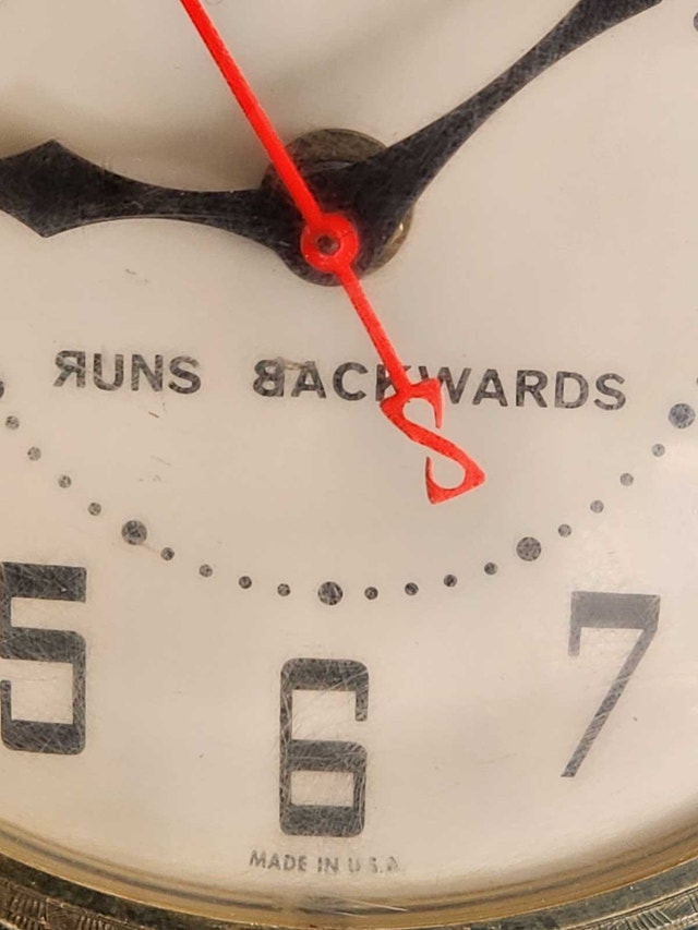 1970s Spartus "Backwards" Bar Clock – Works Perfectly! - photo 2