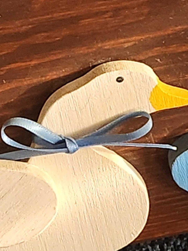 Vintage 1980s "Country Goose" 3D Wood Welcome Sign - photo 4
