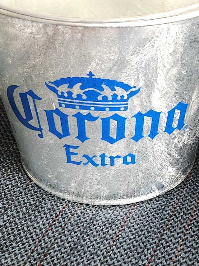 Vintage Beer Ice Buckets – Corona Extra & Miller Genuine - photo 3