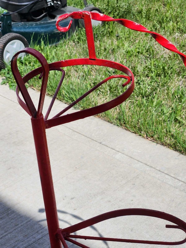 Vintage 3-Tier Spiral Wrought Iron Plant Stand – 39" Tall - photo 2