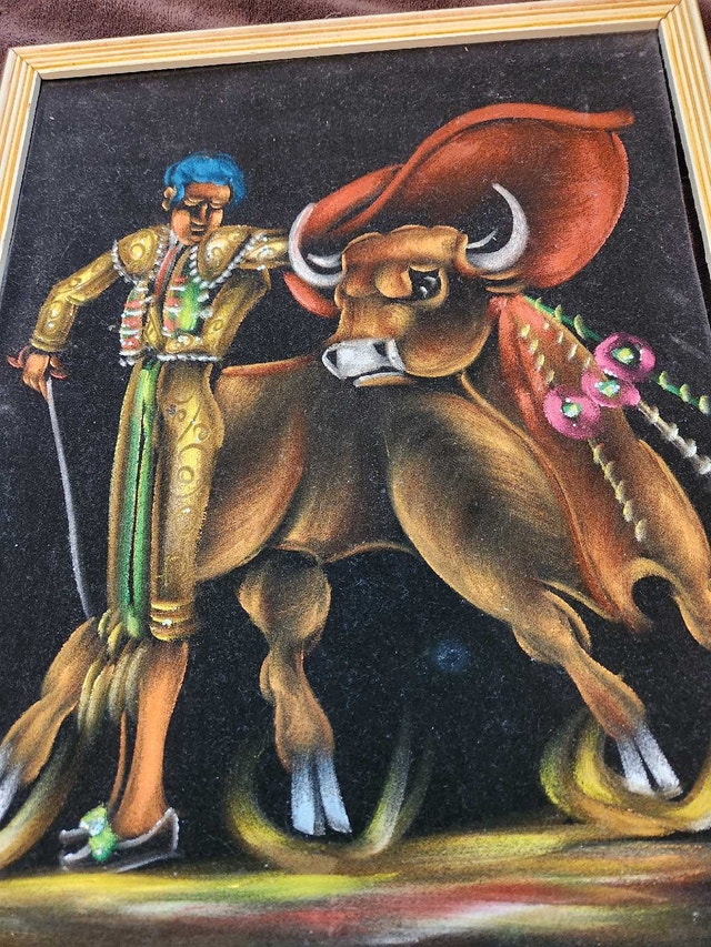Vintage Mexican Black Velvet Bullfighter Painting - photo 2