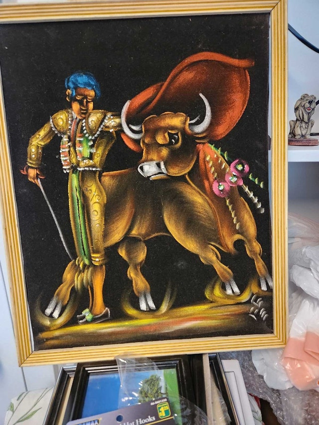 Vintage Mexican Black Velvet Bullfighter Painting - photo 4